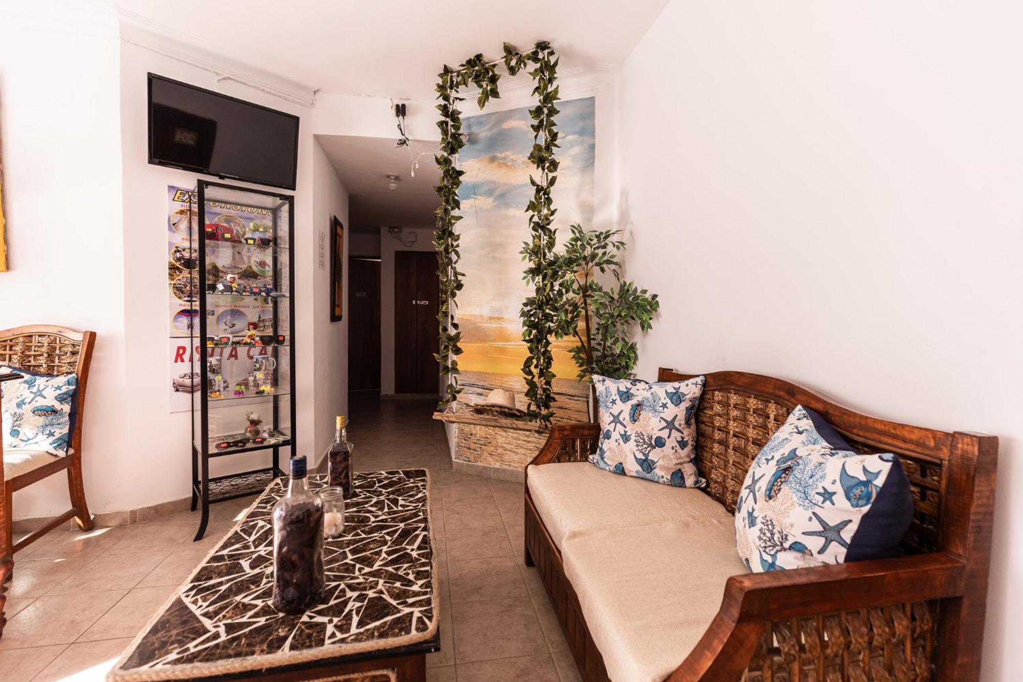 Hostal Las Rosas De Пунта-Кана Экстерьер фото